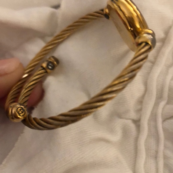 Final sale! Vintage Gucci Watch 2047 Gold Bracelet - Picture 4 of 6